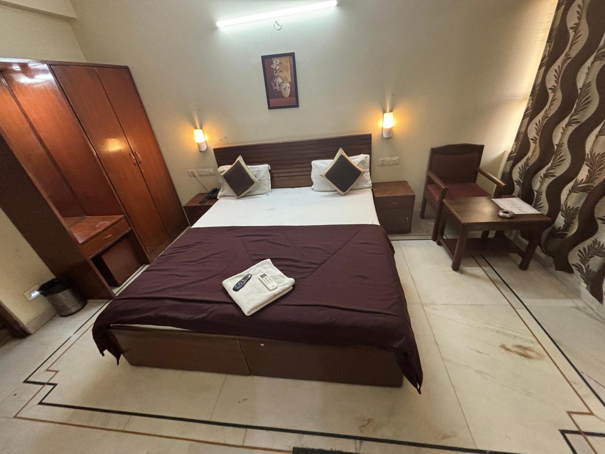 Hotel Siddhi Vinayak Station Road Jaipur Buitenkant foto